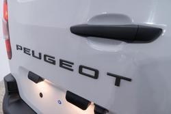 2024 Peugeot Partner Pro