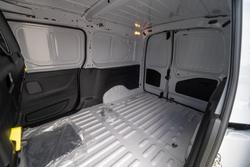 2024 Peugeot Partner Pro