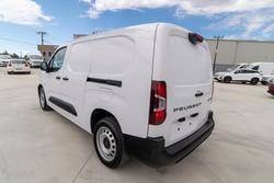 2024 Peugeot Partner Pro