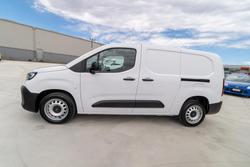 2024 Peugeot Partner Pro