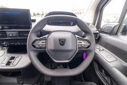 2024 Peugeot Partner Pro