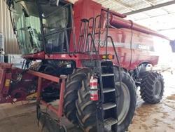 Case IH 7140 Axial FLOW Combine Harvester