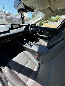 2024 Mazda 3 G20 Touring BP Series Platinum Quartz