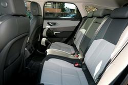 2024 Land Rover Range Rover Velar P250 Dynamic SE L560 MY25.5 AWD Santorini Black