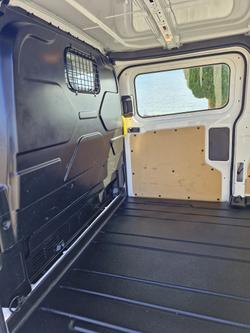 2022 Ford
Transit Custom 340S