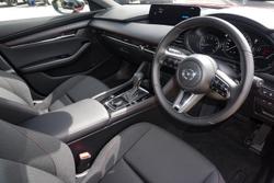 2024 Mazda
                3 G25 Evolve SP