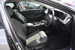 2023 Kia
                EV6 Air