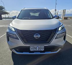 2023 Nissan
X-TRAIL Ti e-POWER