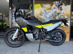2023 Husqvarna Norden 901 Norden Black