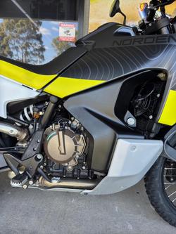 2023 Husqvarna Norden 901 Norden Black