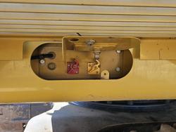 2018 Caterpillar 374Fl Yellow