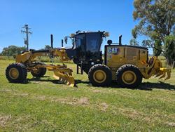 2023 Caterpillar 150 Awd Yellow
