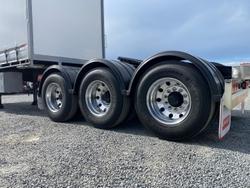 2017 Barker B-Double(34 Pallet) Straight Deck Tautliner