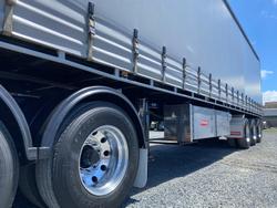 2017 Barker B-Double(34 Pallet) Straight Deck Tautliner