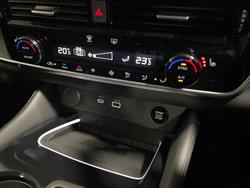 2025 Nissan
X-TRAIL Ti
