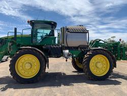 2015 John Deere R4045 Green