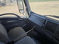 2016 Isuzu Fsr 850 4000L Diesel Tanker White