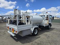 2016 Isuzu Fsr 850 4000L Diesel Tanker White