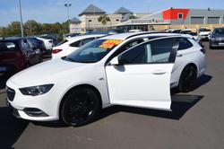 2019 Holden
                Commodore LT