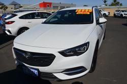 2019 Holden
                Commodore LT