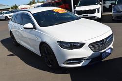 2019 Holden
                Commodore LT