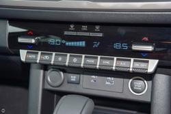 2024 Mitsubishi
Triton GLS