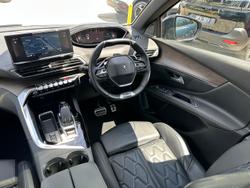 2023 Peugeot
5008 GT Sport