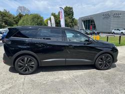 2023 Peugeot
5008 GT Sport