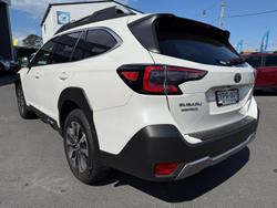 2025 Subaru
Outback AWD Touring XT