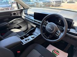 2025 KIA
SORENTO SPORT