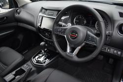 2024 Nissan
                Navara PRO-4X Warrior