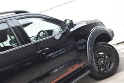 2024 Nissan
                Navara PRO-4X Warrior