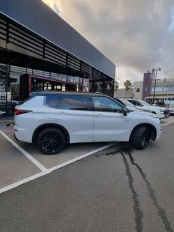 2024 Mitsubishi Outlander PHEV GSR