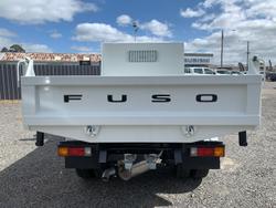 2024 Fuso Canter 615 Tipper white