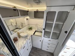 2025 JB Caravans Scorpion Sting Air 22'