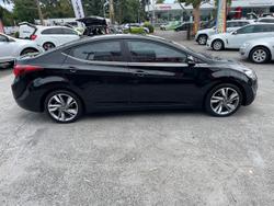 2014 Hyundai Elantra Premium MD3 Phantom Black