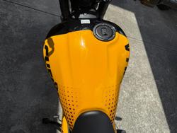 2024 Royal Enfield Guerrilla 450 Guerrilla Yellow