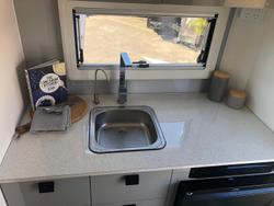 2024 JB Caravans Beat The Price Rise - Gator 14' Hybrid Full Off-Road Caravan