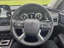 2024 Mitsubishi Outlander PHEV ES