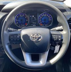 2019 Toyota
Hilux SR