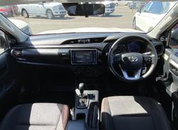 2019 Toyota
Hilux SR