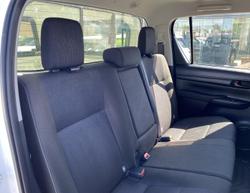 2019 Toyota
Hilux SR