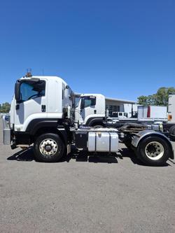 2012 Isuzu Gxd 165-350 PRIME MOVER