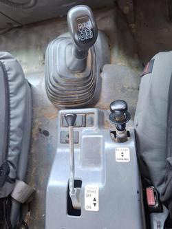 2012 Isuzu Gxd 165-350 PRIME MOVER