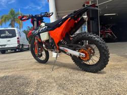 2025 KTM 300 EXC TBI Hardenduro EXC TBI Orange