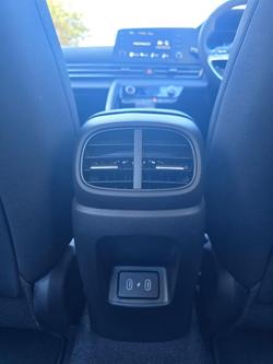 2024 Hyundai
                i30 Hybrid
