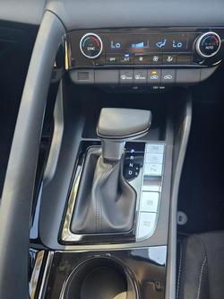 2024 Hyundai
                i30 Hybrid