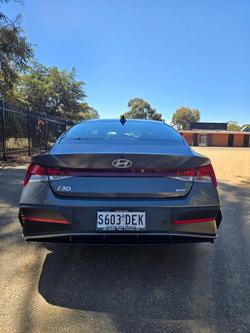 2024 Hyundai
                i30 Hybrid