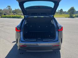 2024 Lexus
NX 350h Luxury