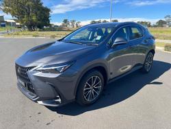 2024 Lexus
NX 350h Luxury